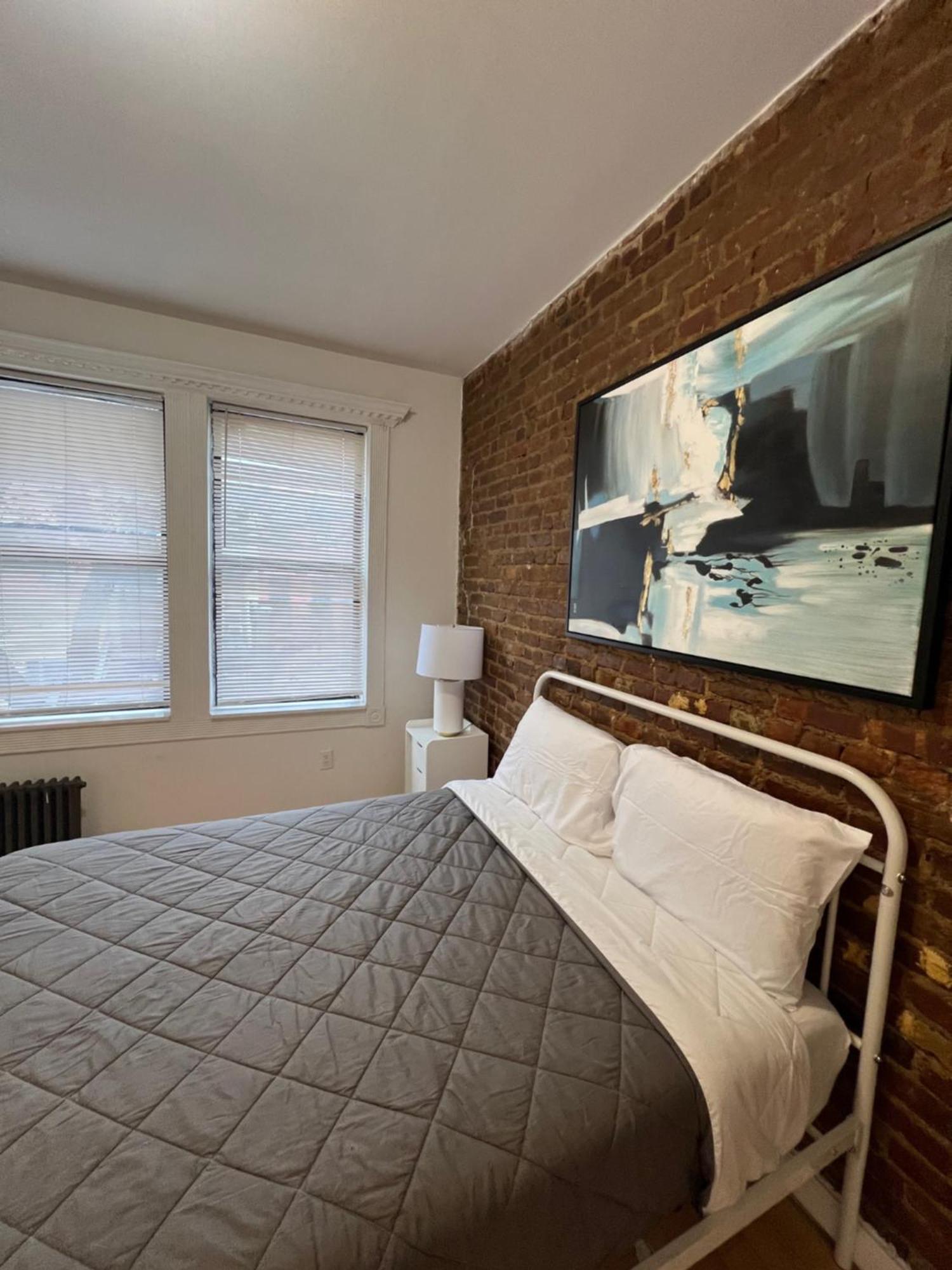 Modern In By Central Park Appartamento